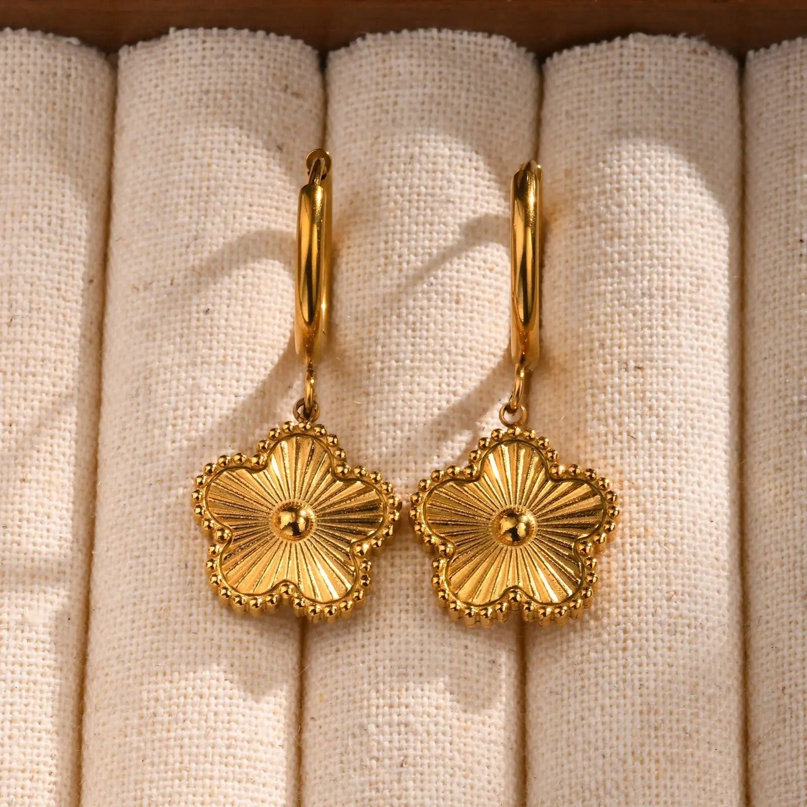 flower earrings